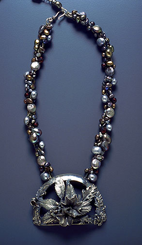 Bouquet Necklace
