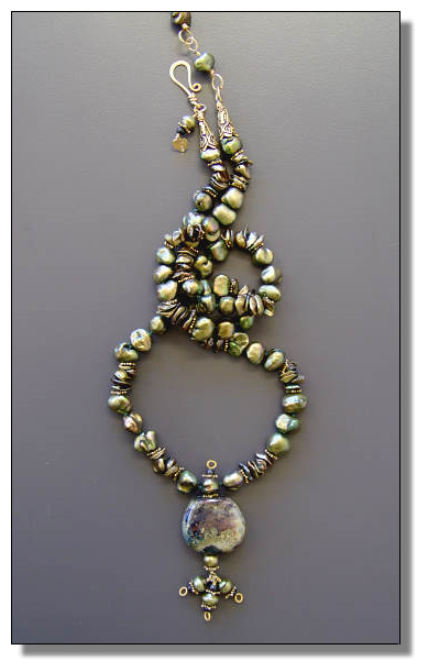 Dusky Moss Necklace